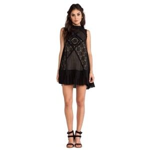 Chic Black Lace Mini Dress